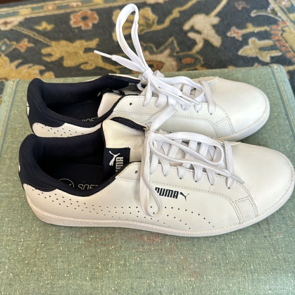 PUMA Men's Smash Perf Sneaker Size 8M or 9.5 Women